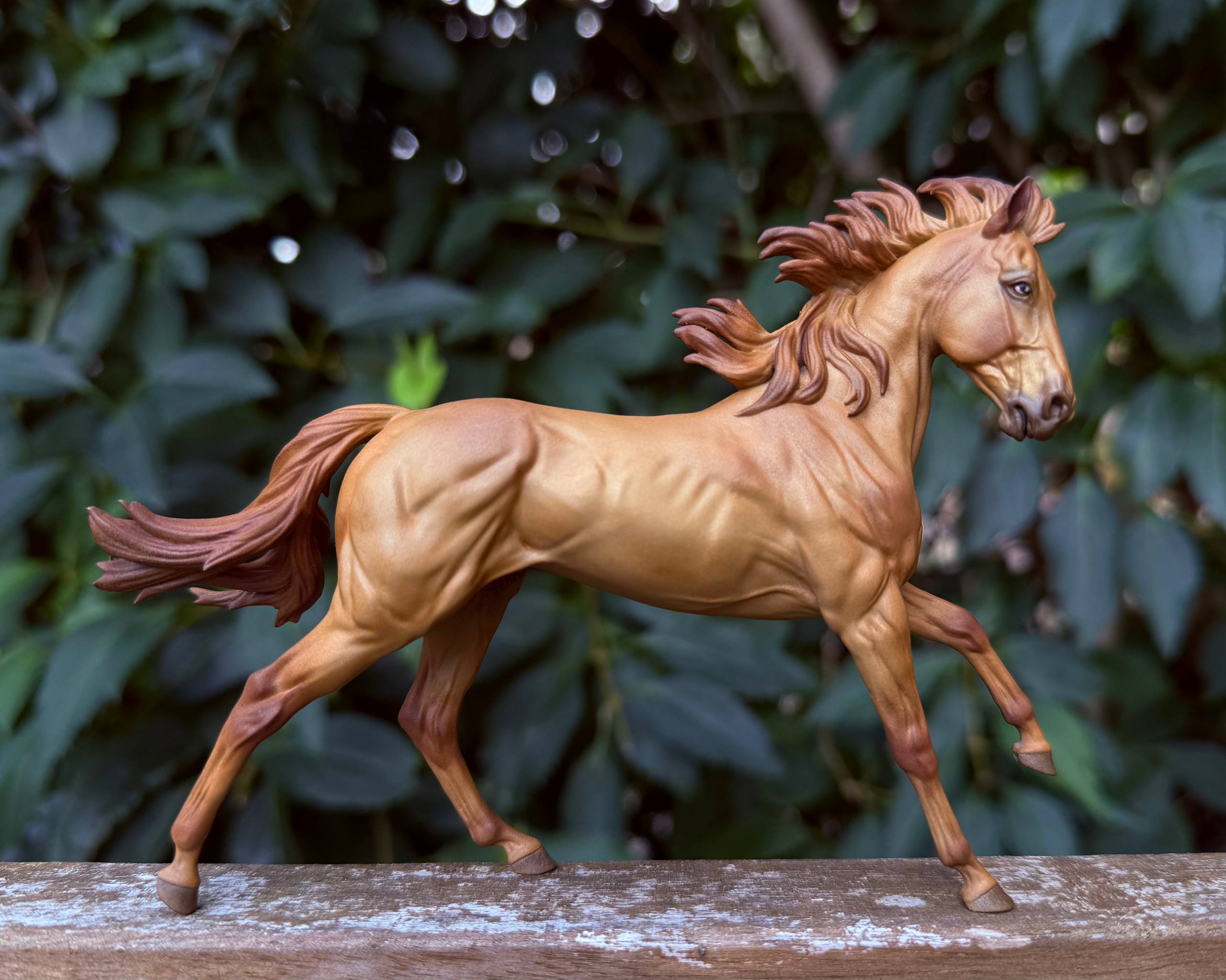 Poludnitsa Thoroughbred horse sculpture